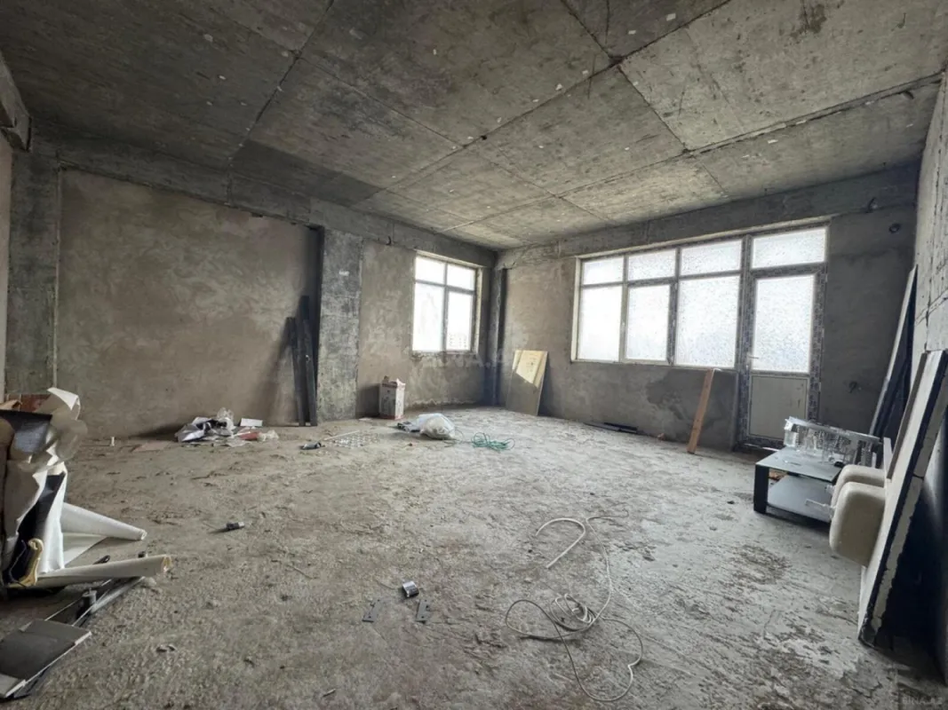 Satılır 2 otaqlı mənzil 126 m²