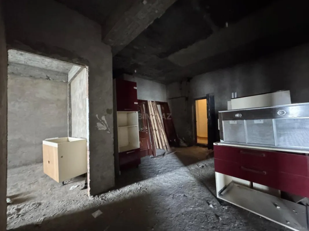 Satılır 2 otaqlı mənzil 126 m²