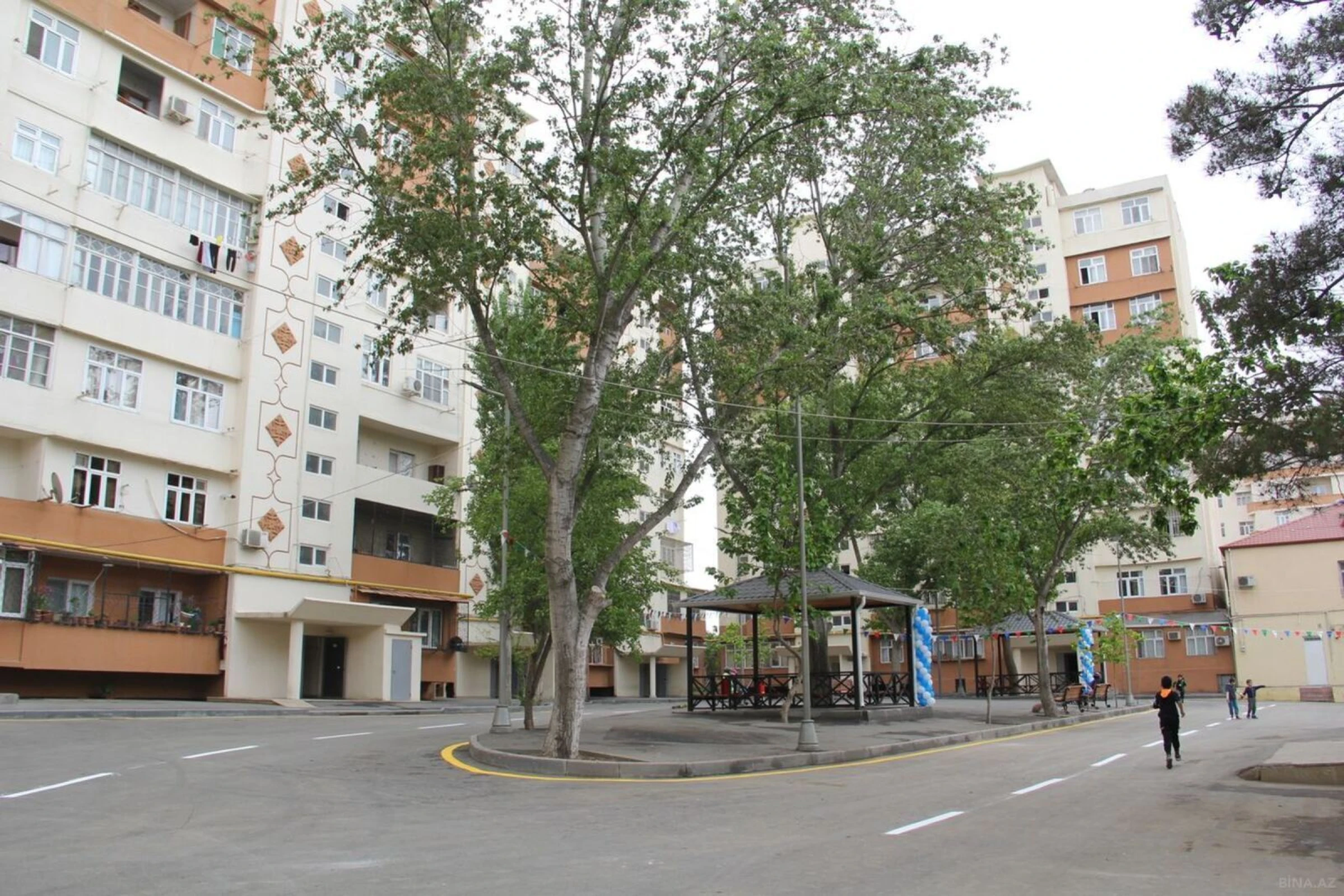 Satılır 2 otaqlı mənzil 44 m²