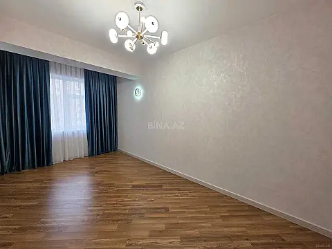 Satılır 3 otaqlı mənzil 127 m²