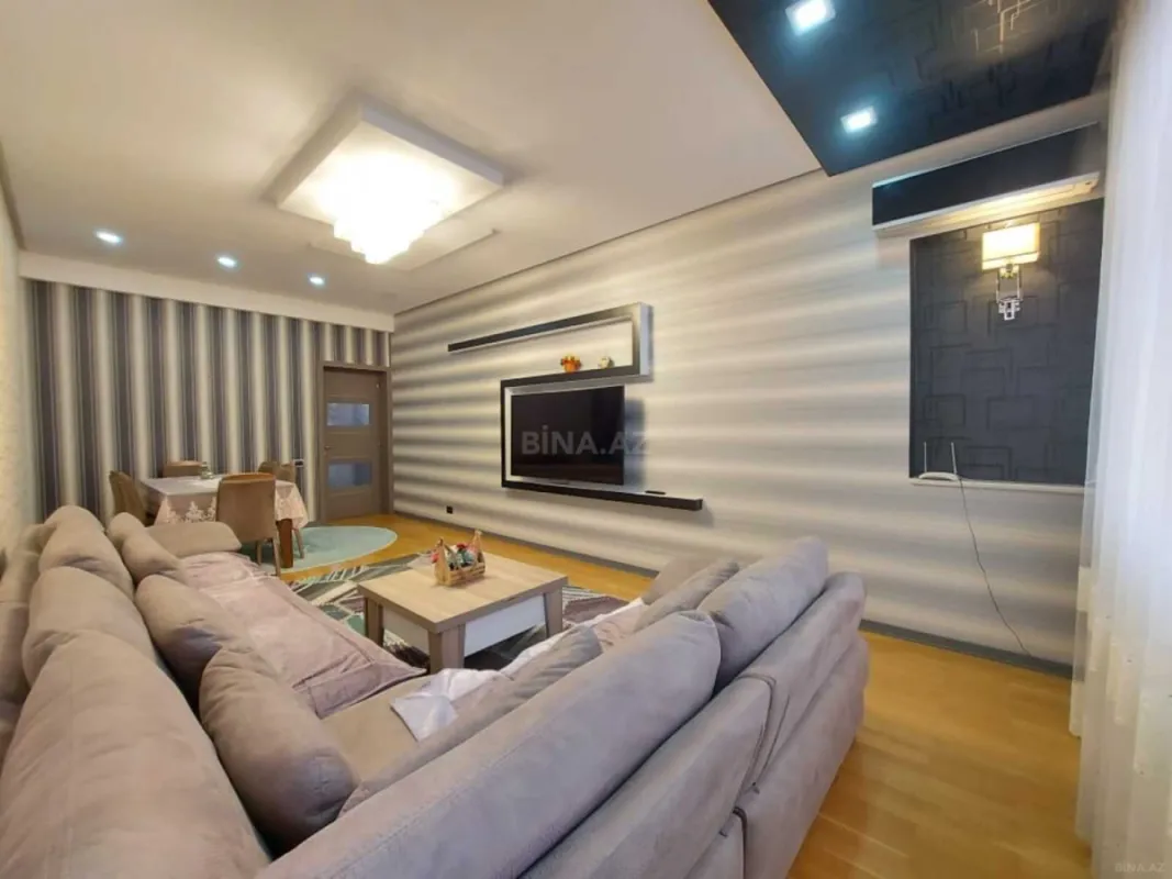 Kirayə verilir 3 otaqlı mənzil 150 m²