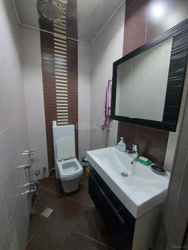 Kirayə verilir 3 otaqlı mənzil 150 m²