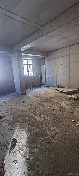 Satılır 2 otaqlı mənzil 82 m²