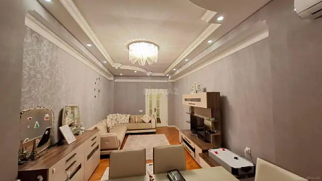 Satılır 3 otaqlı mənzil 100 m²