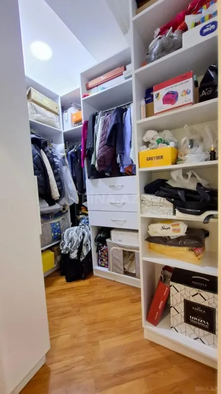 Satılır 3 otaqlı mənzil 100 m²