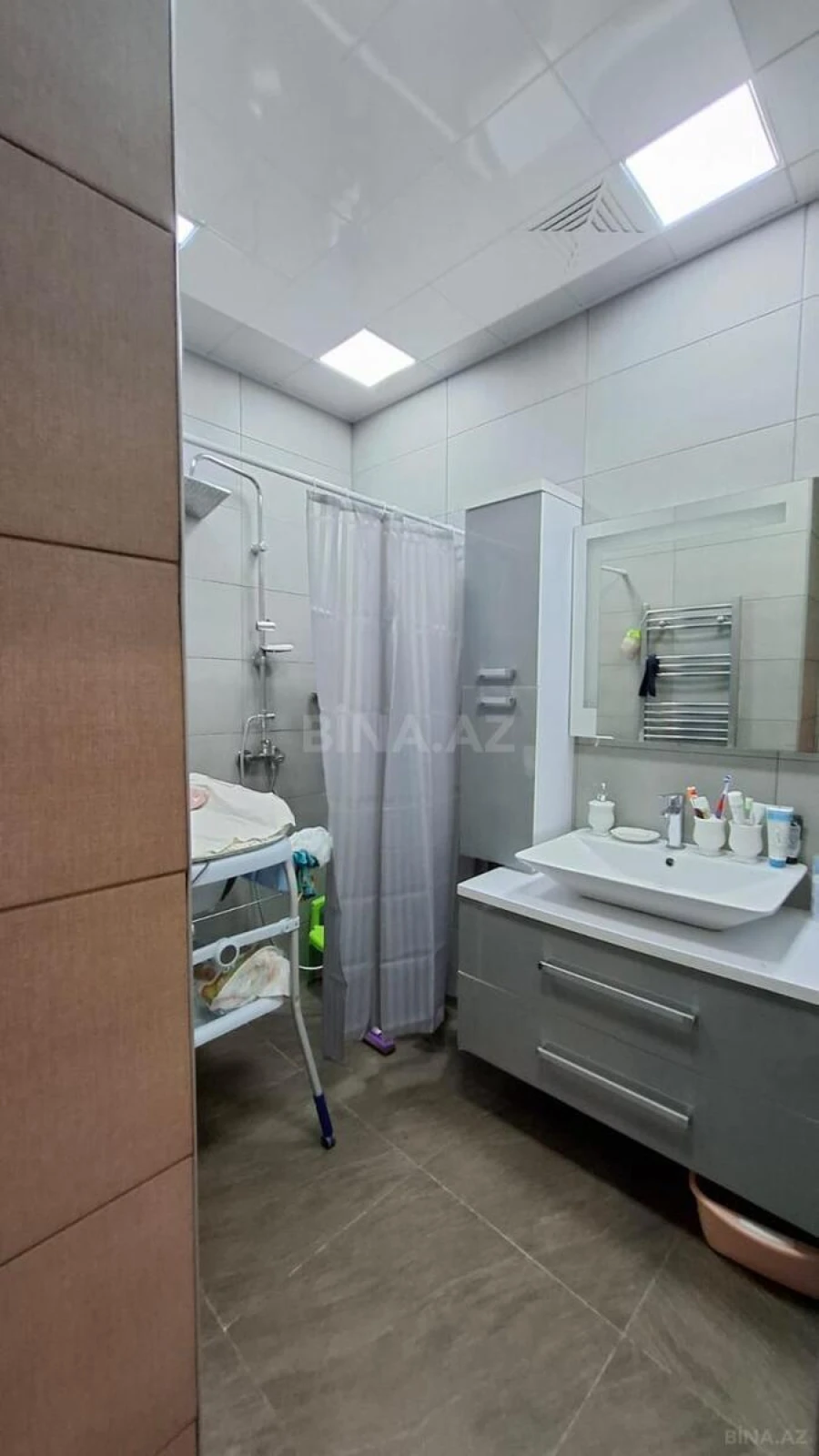 Satılır 3 otaqlı mənzil 100 m²