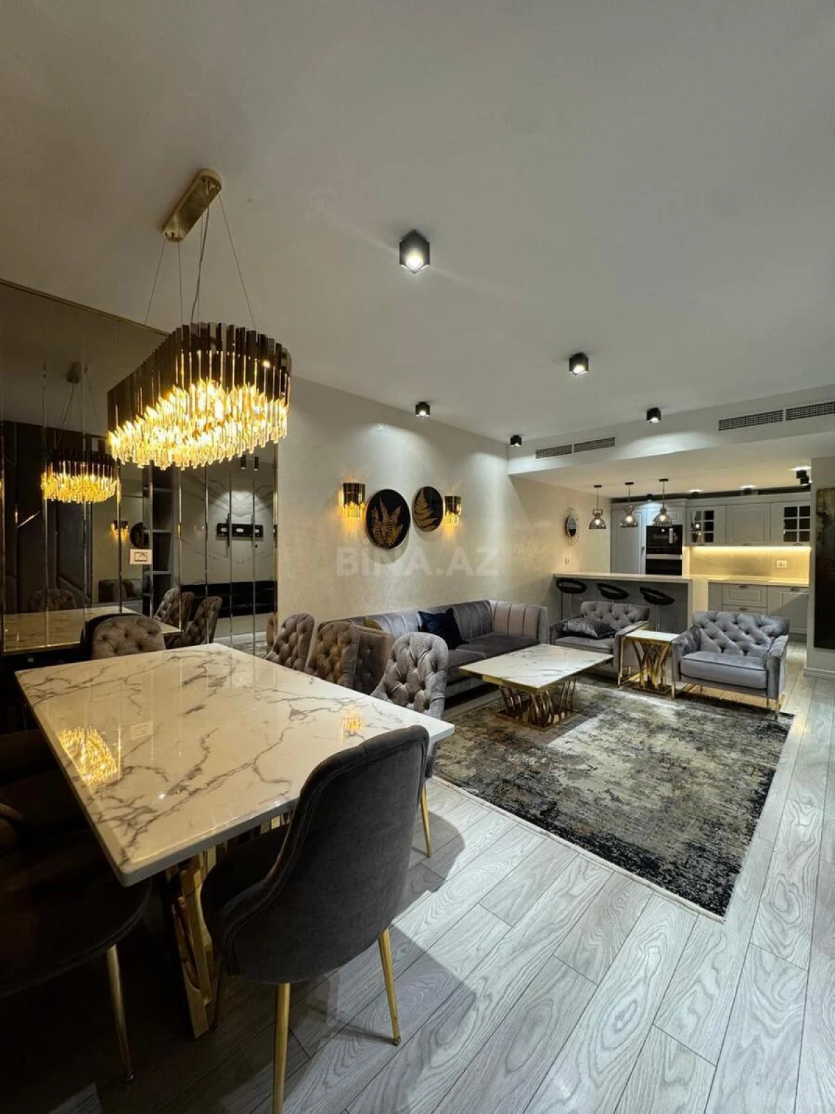 Kirayə verilir 3 otaqlı mənzil 150 m²