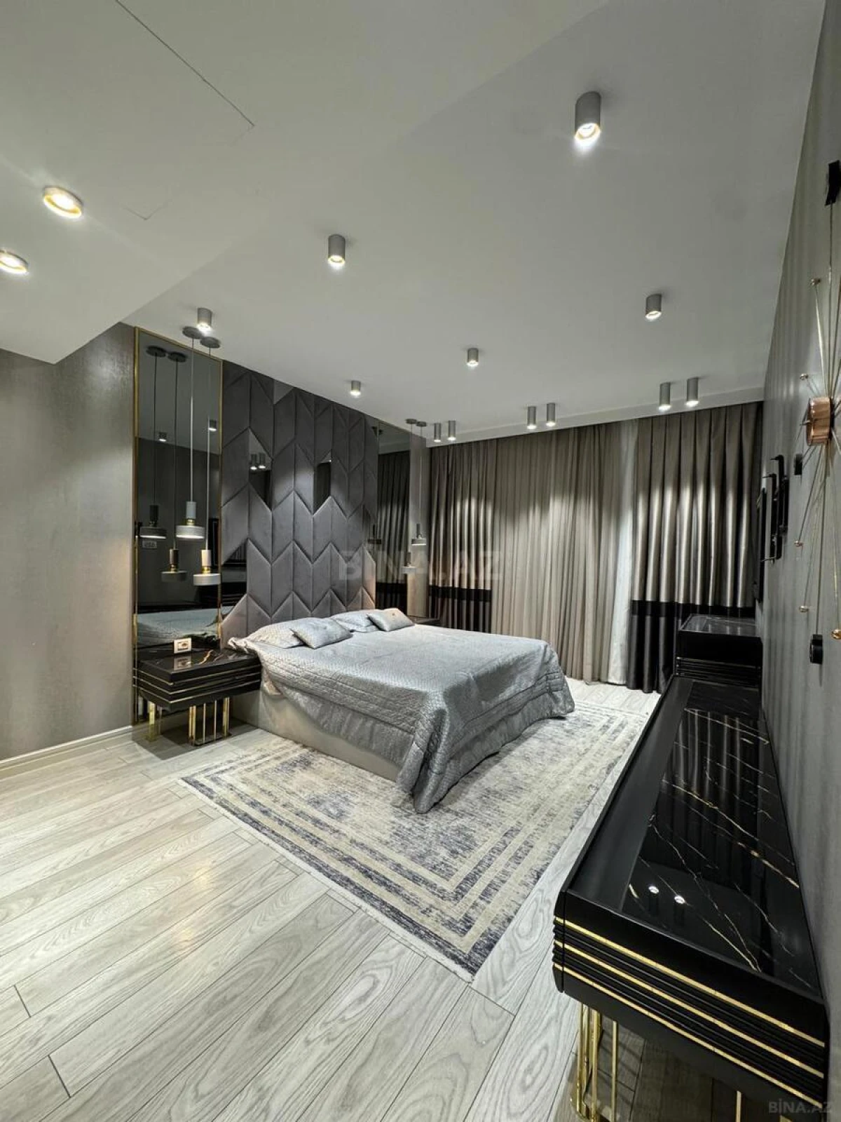 Kirayə verilir 3 otaqlı mənzil 150 m²