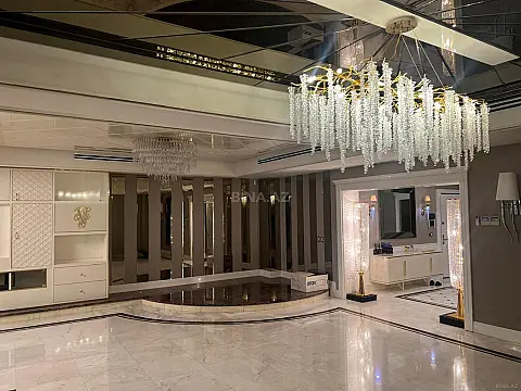 Kirayə verilir 5 otaqlı mənzil 400 m²