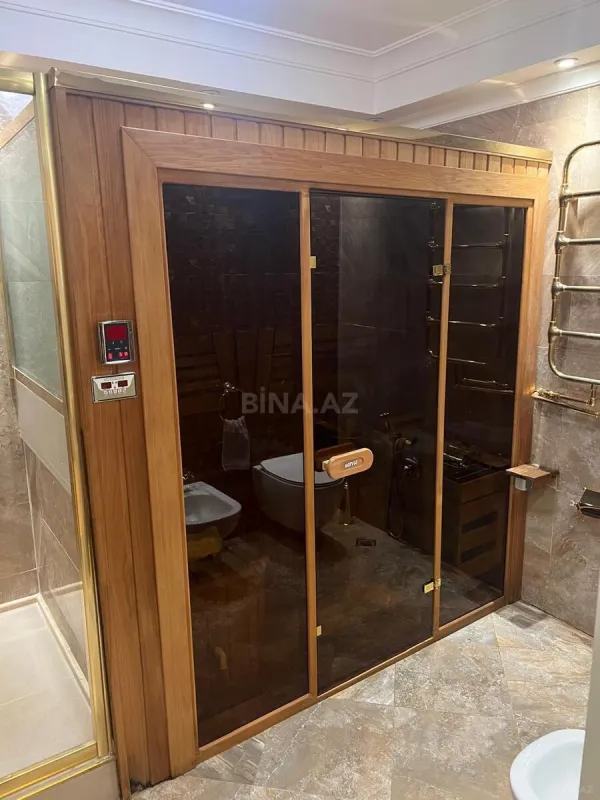 Kirayə verilir 5 otaqlı mənzil 400 m²