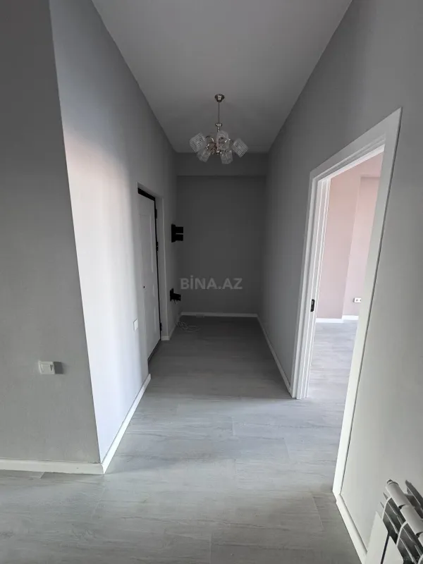 Satılır 3 otaqlı mənzil 101.2 m²