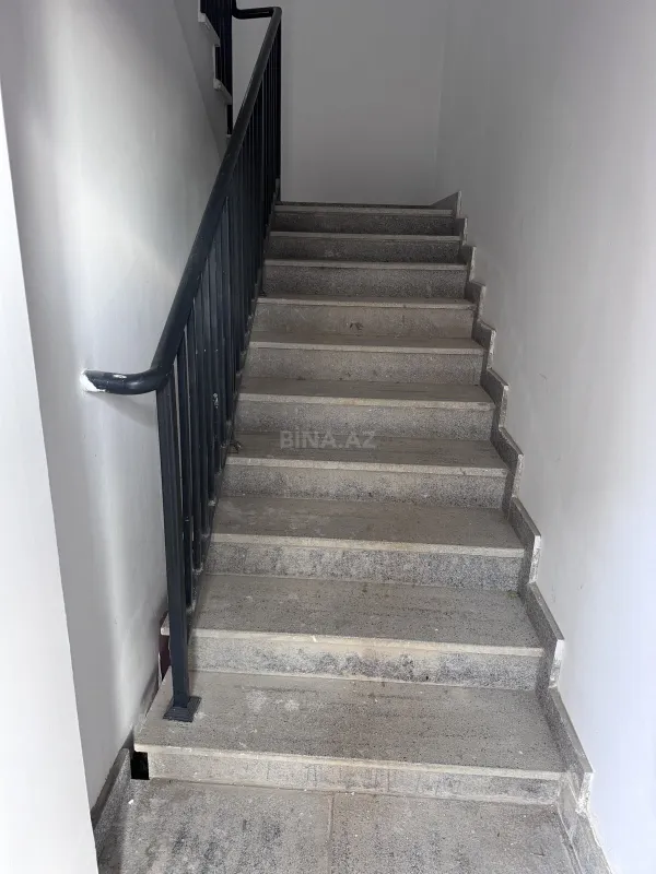 Satılır 3 otaqlı mənzil 101.2 m²