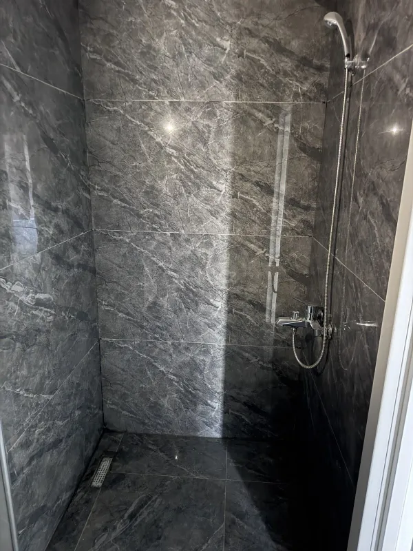 Satılır 3 otaqlı mənzil 101.2 m²