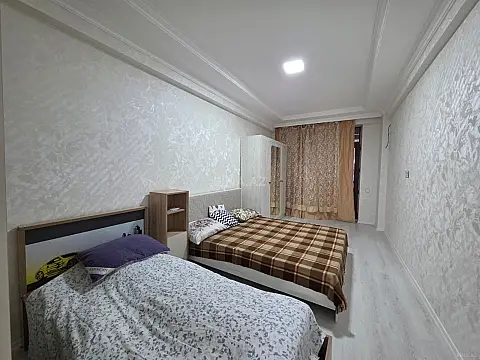 Kirayə verilir 2 otaqlı mənzil 73 m²