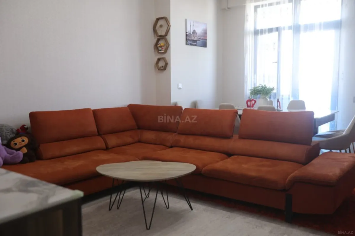 Satılır 2 otaqlı mənzil 60 m²