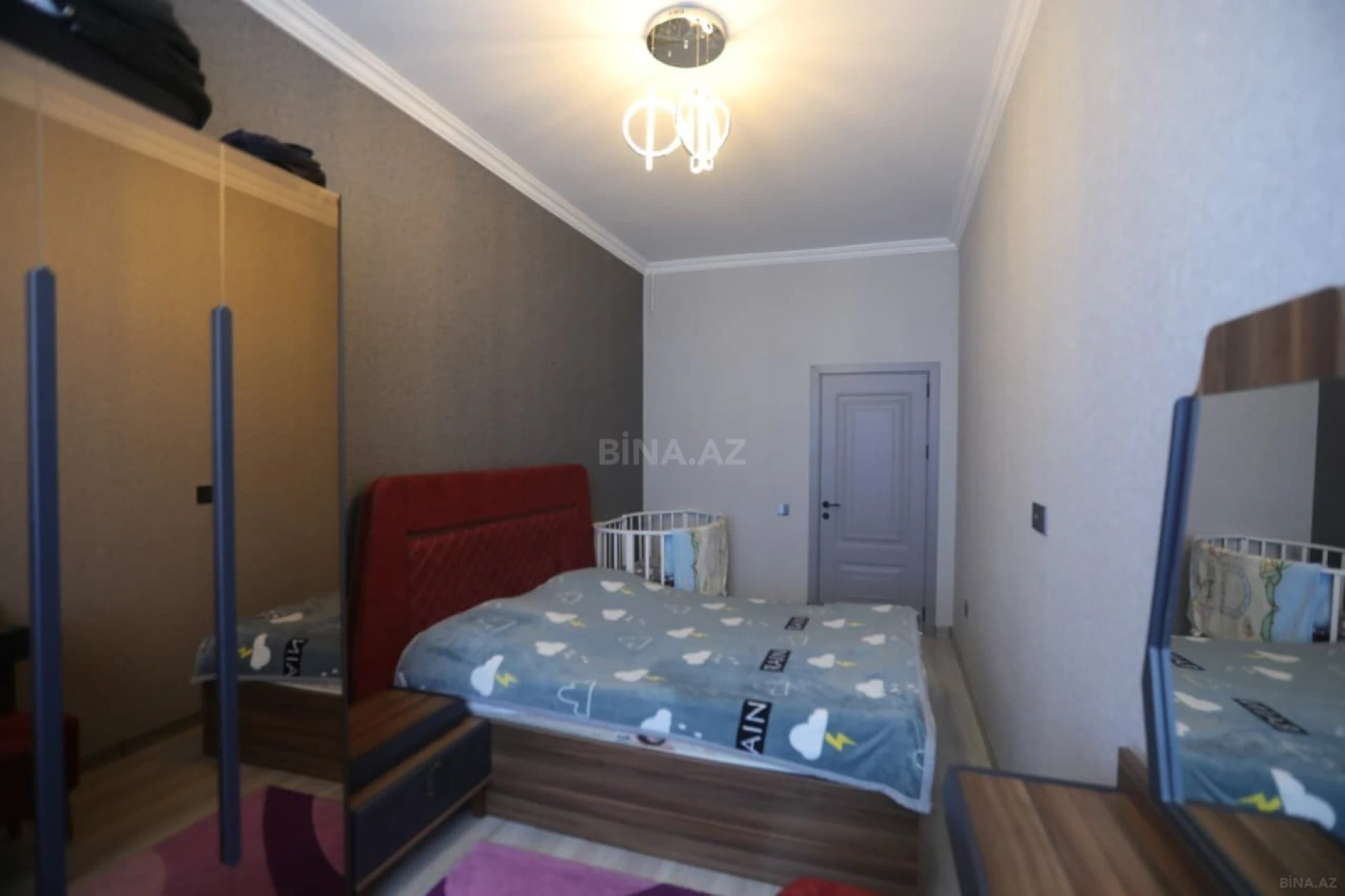 Satılır 2 otaqlı mənzil 60 m²