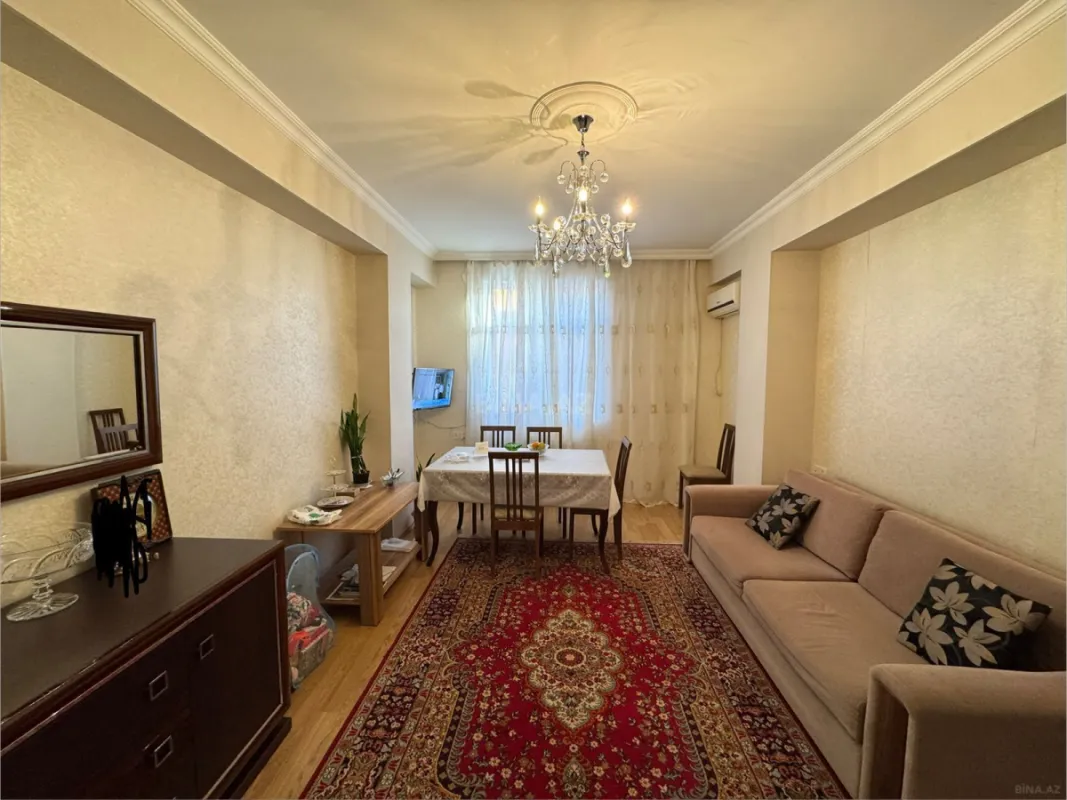 Satılır 2 otaqlı mənzil 42 m²