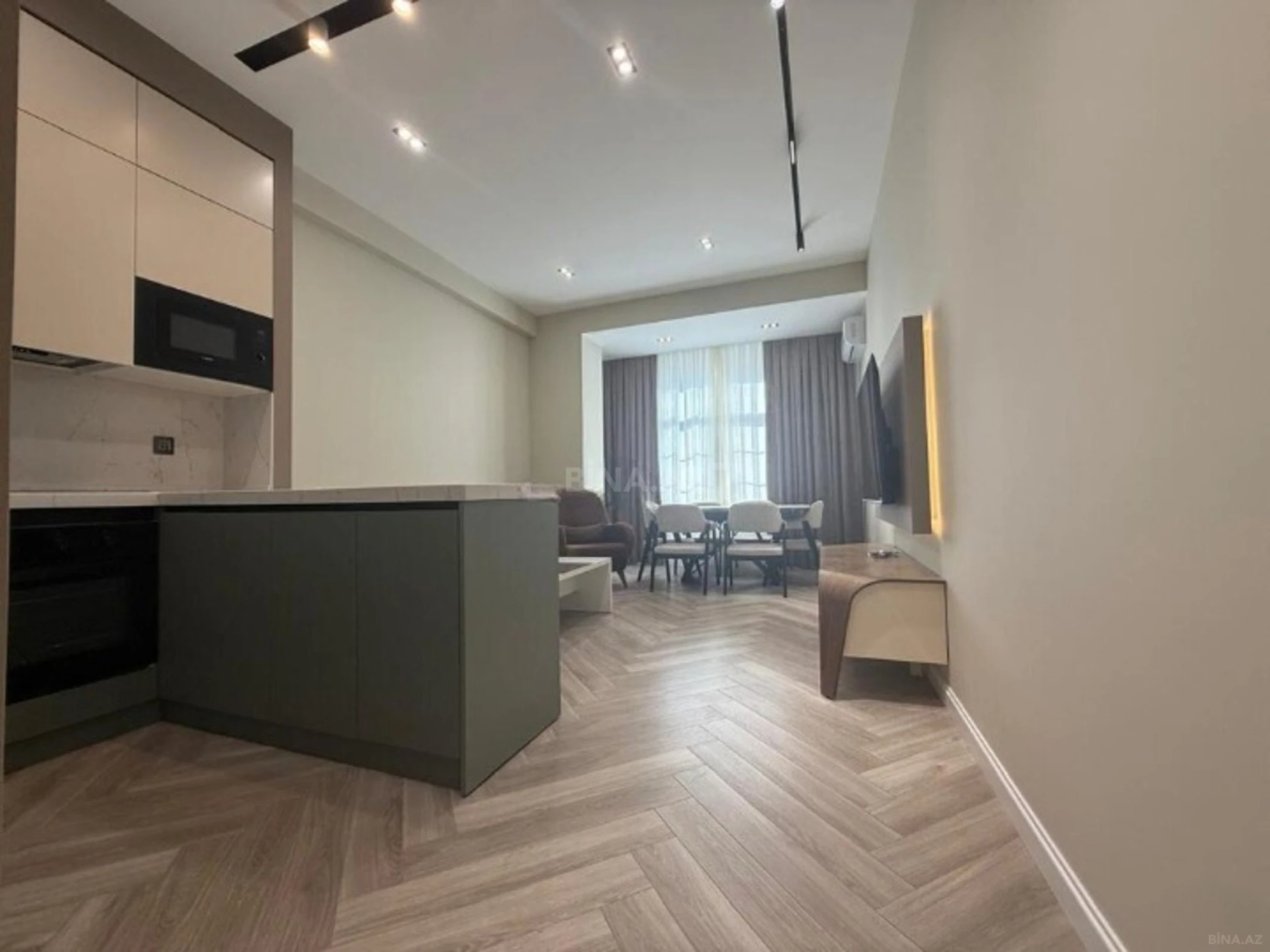 Kirayə verilir 2 otaqlı mənzil 75 m²