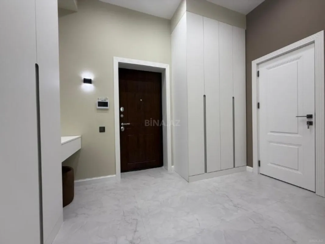 Kirayə verilir 2 otaqlı mənzil 75 m²