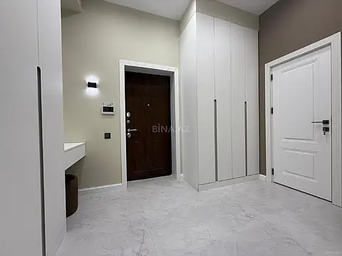 Kirayə verilir 2 otaqlı mənzil 75 m²