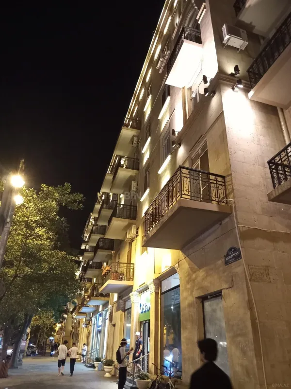 Kirayə verilir 3 otaqlı mənzil 110 m²