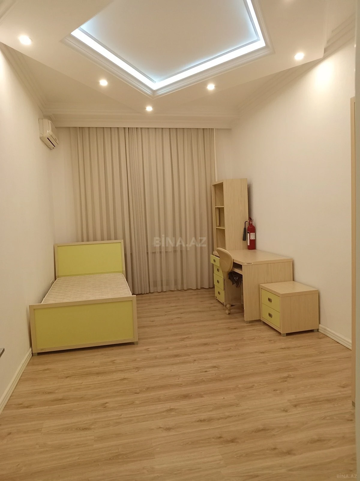 Kirayə verilir 3 otaqlı mənzil 110 m²