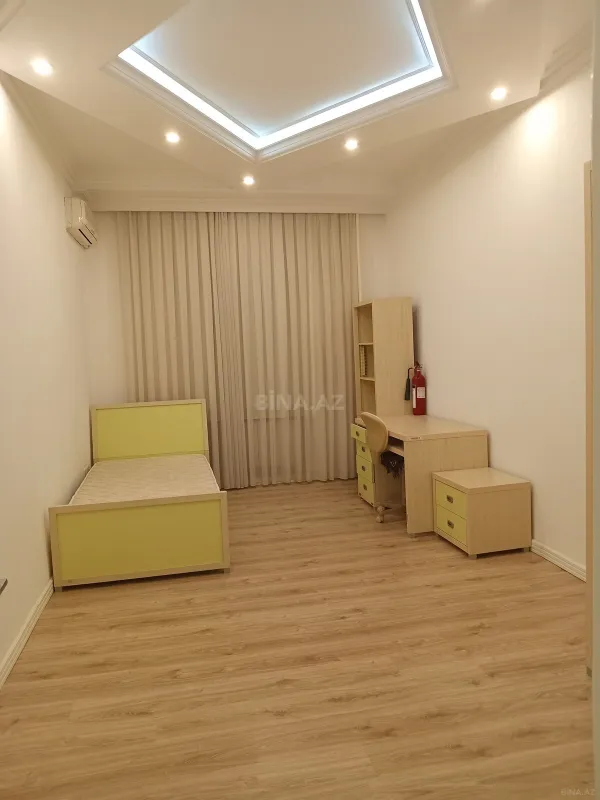 Kirayə verilir 3 otaqlı mənzil 110 m²