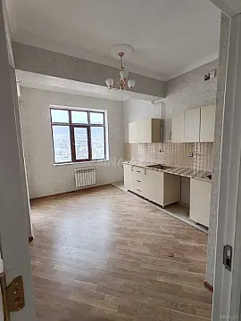Satılır 2 otaqlı mənzil 105 m²