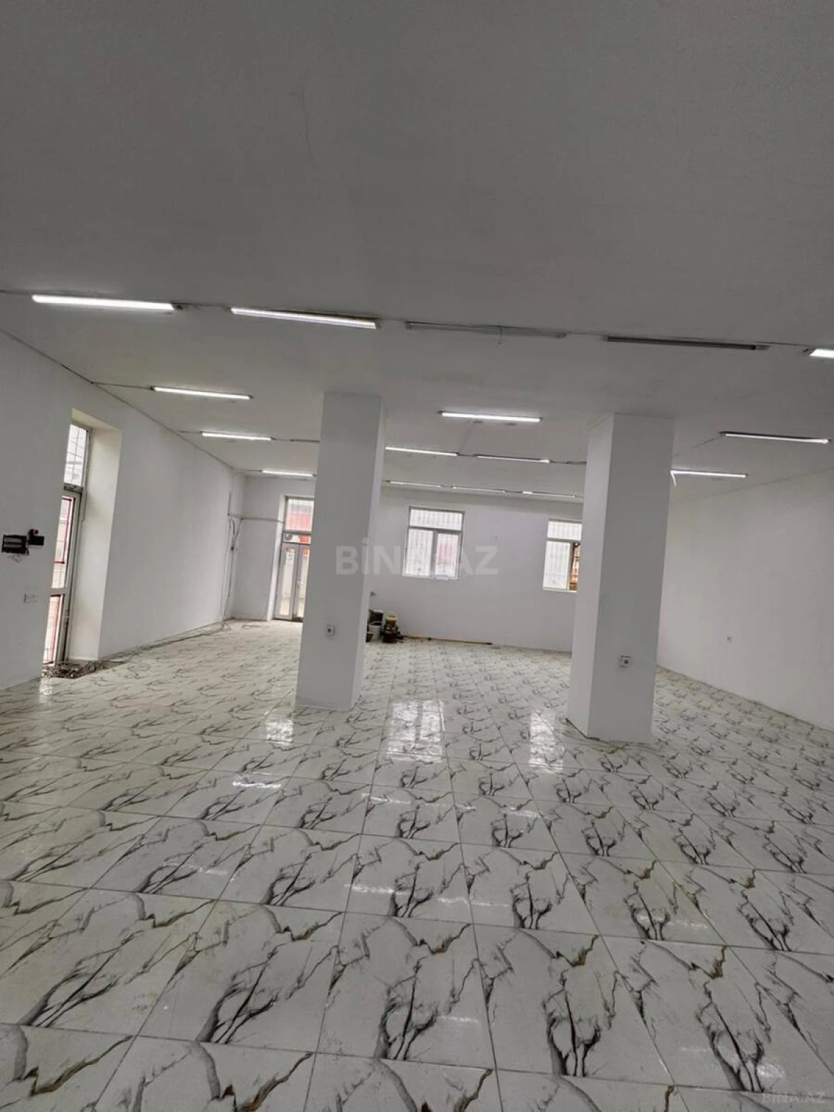 Kirayə verilir obyekt 150 m²