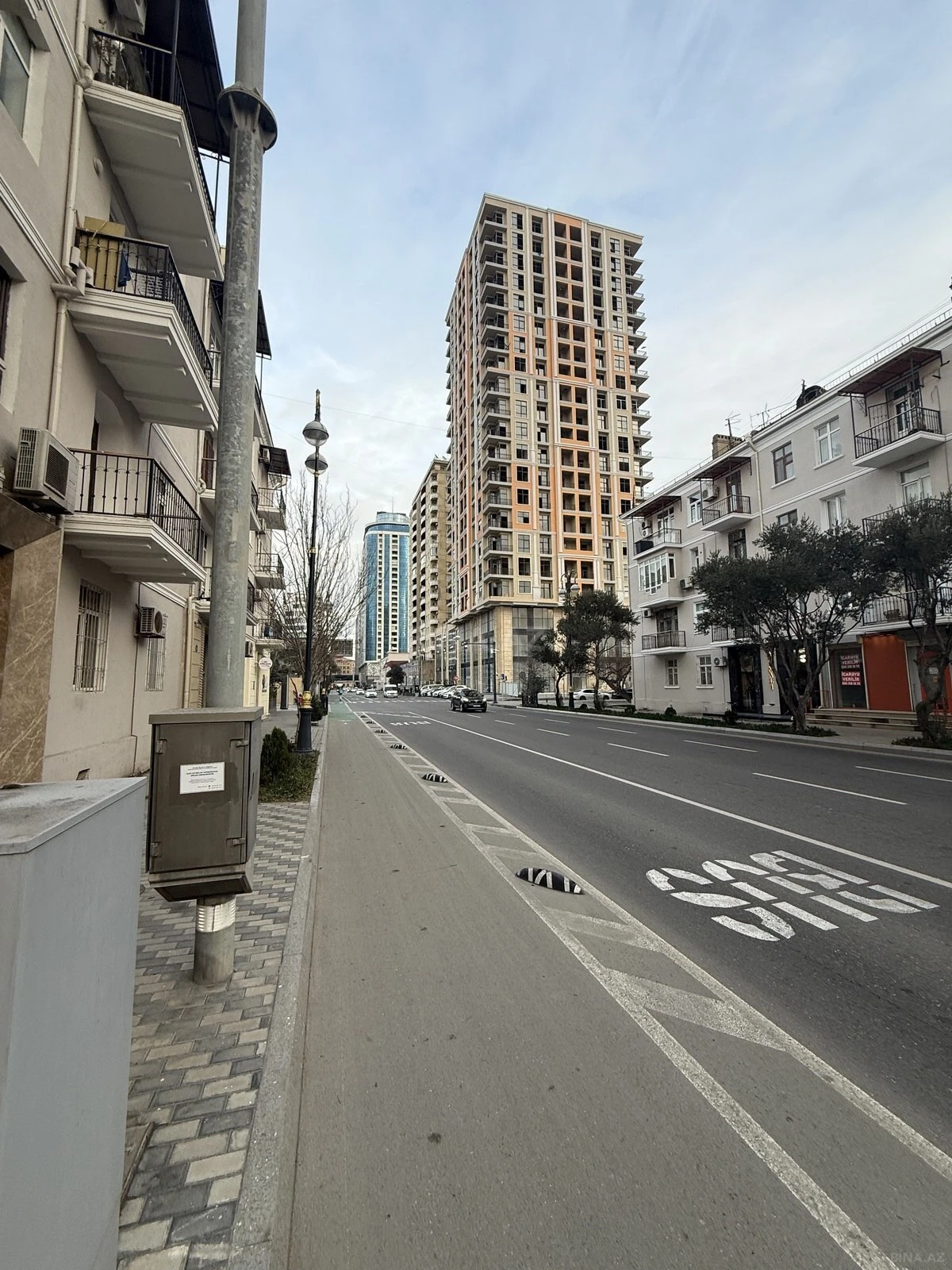 Kirayə verilir 3 otaqlı ofis 70 m²