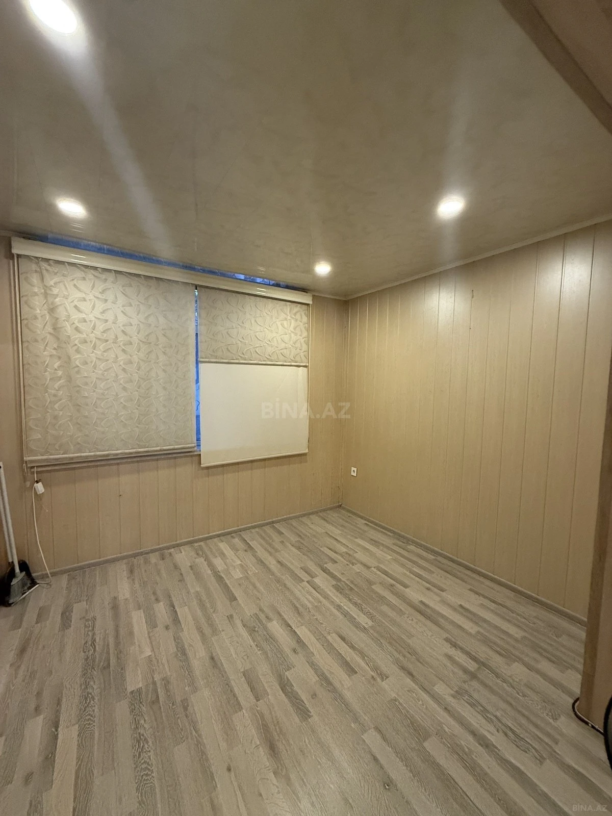 Kirayə verilir 3 otaqlı ofis 70 m²