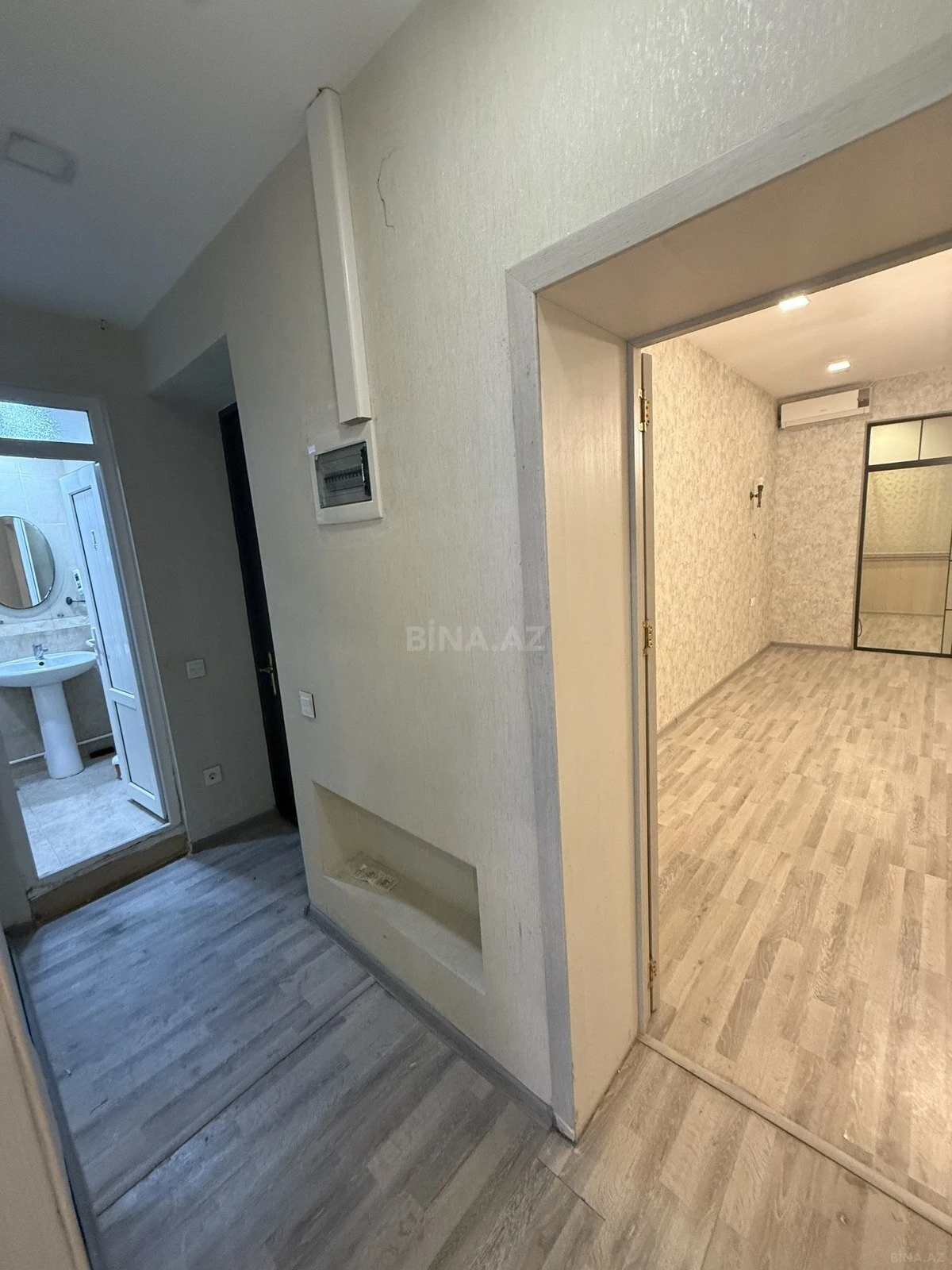 Kirayə verilir 3 otaqlı ofis 70 m²