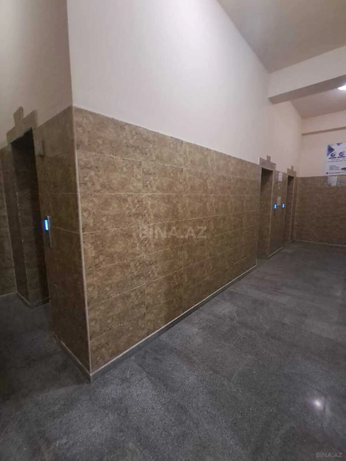 Satılır 2 otaqlı mənzil 62 m²