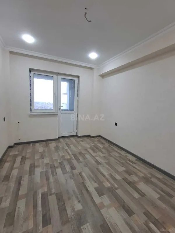 Satılır 2 otaqlı mənzil 62 m²