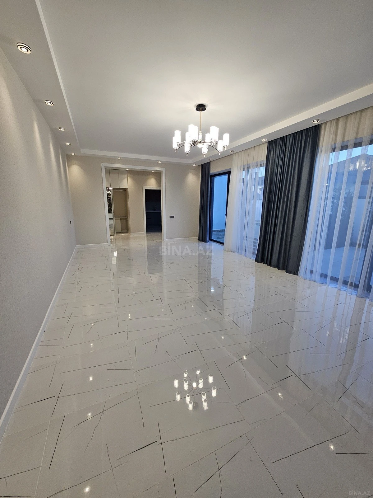 Satılır 4 otaqlı həyət evi 170 m²