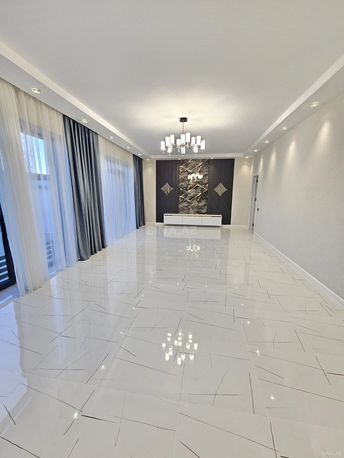 Satılır 4 otaqlı həyət evi 170 m²