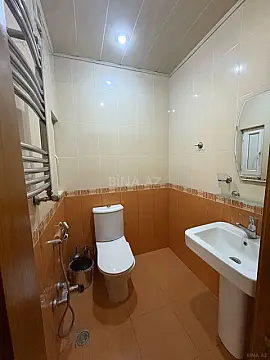 Satılır 3 otaqlı mənzil 117 m²