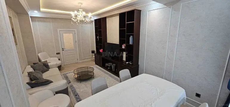 Satılır 3 otaqlı mənzil 108 m² — Bakı, 8-ci mikrorayon 3 otaq 108.00 m²