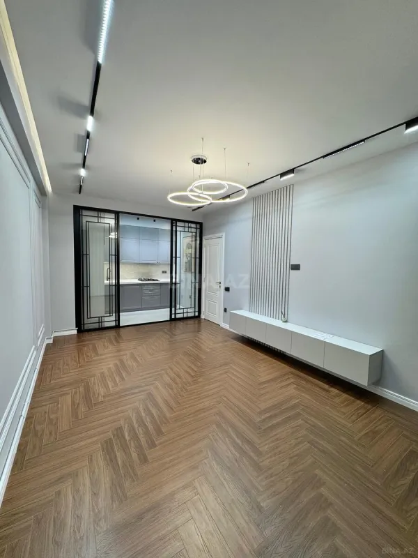 Satılır 3 otaqlı mənzil 97 m²
