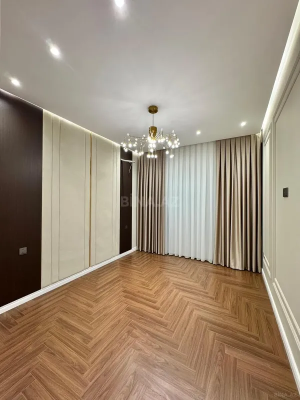 Satılır 3 otaqlı mənzil 97 m²