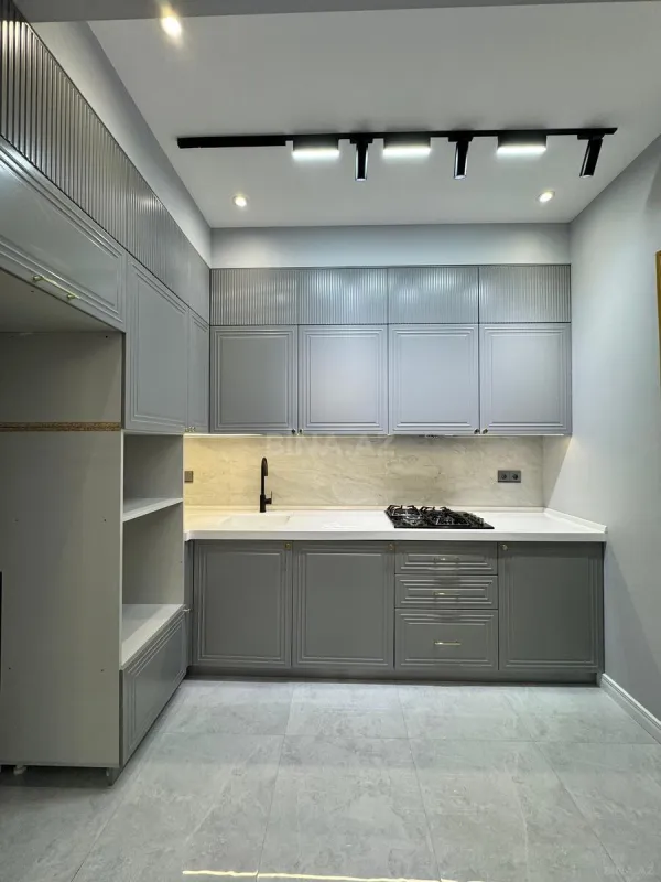 Satılır 3 otaqlı mənzil 97 m²