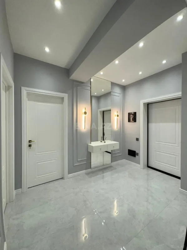 Satılır 3 otaqlı mənzil 97 m²