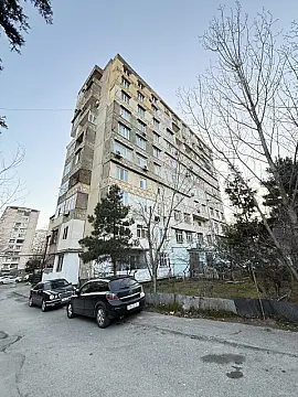 Satılır 1 otaqlı mənzil 45 m² — Bakı, İnşaatçılar 1 otaq 45.00 m²