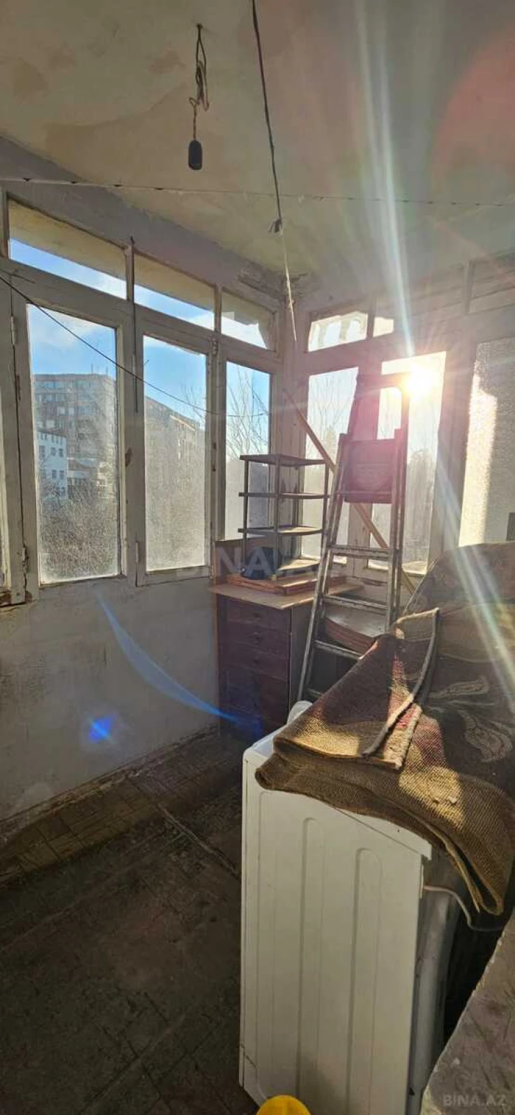 Satılır 2 otaqlı mənzil 58 m²