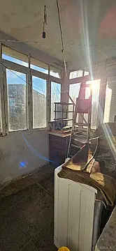 Satılır 2 otaqlı mənzil 58 m²