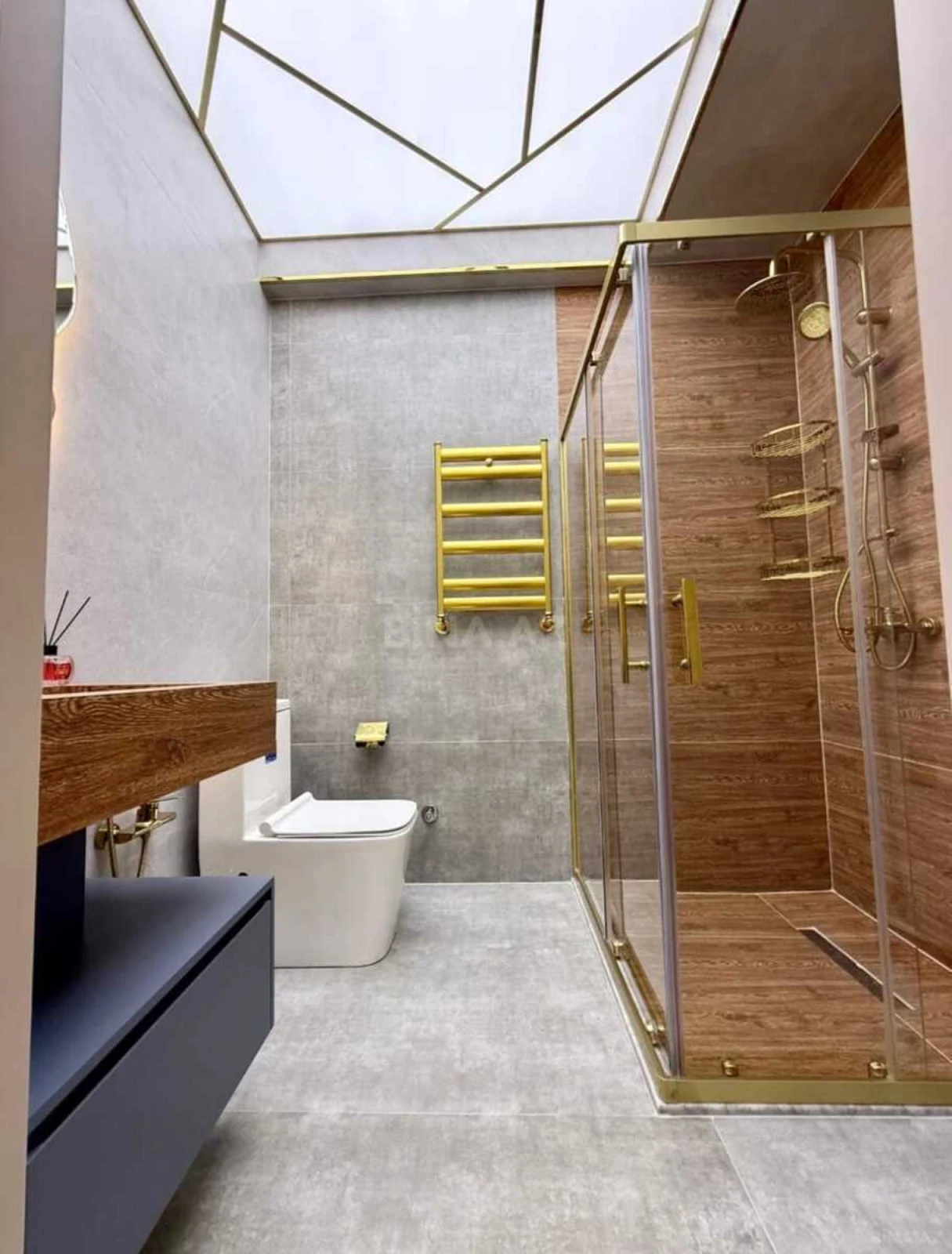 Satılır 2 otaqlı mənzil 65 m²