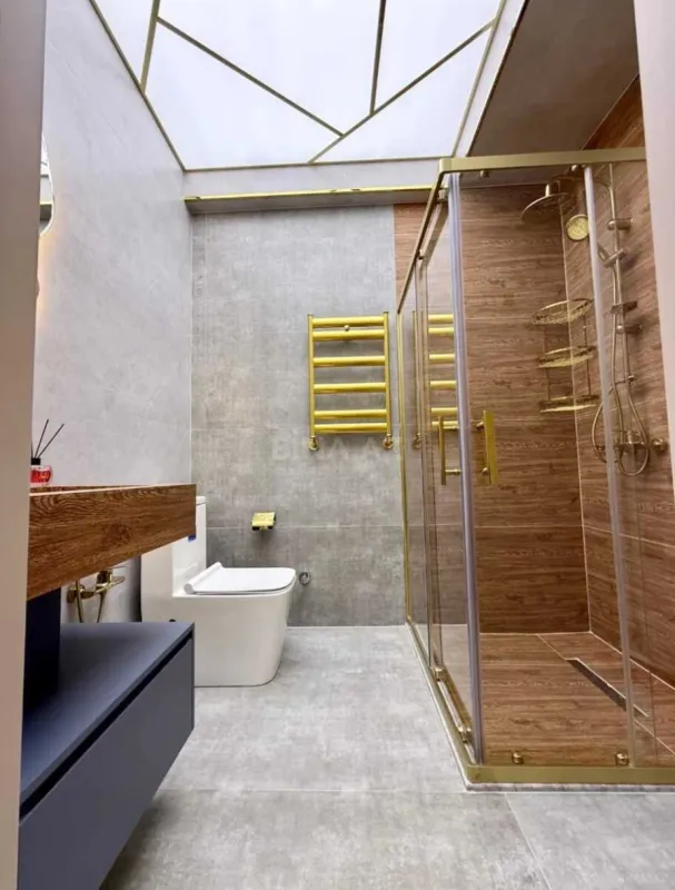 Satılır 2 otaqlı mənzil 65 m²