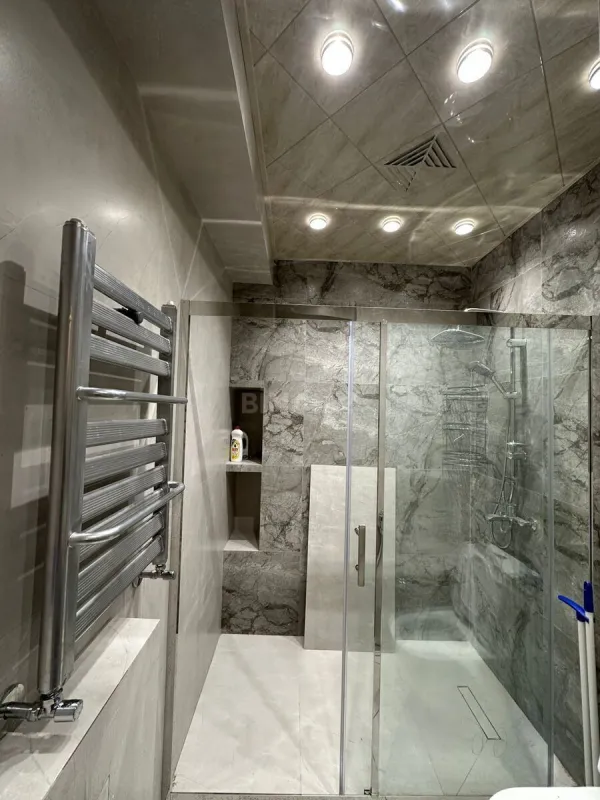 Satılır 2 otaqlı mənzil 68 m²