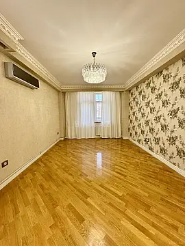 Satılır 2 otaqlı mənzil 62 m²
