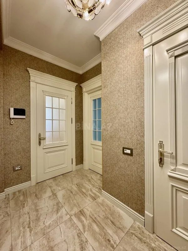 Satılır 2 otaqlı mənzil 62 m²